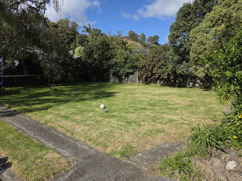 37 Lorna Street, Lynmouth, New Plymouth - Carousel 13
