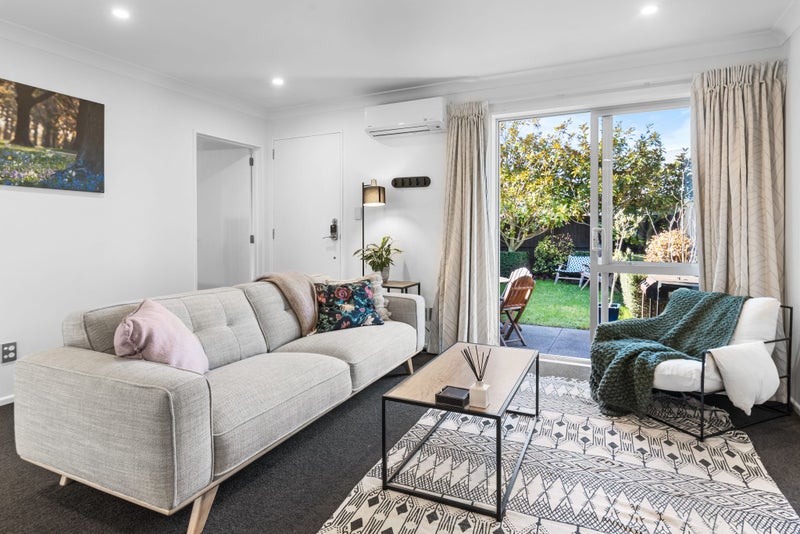 4/10 Lindsay Street, St Albans, Christchurch - Carousel 21