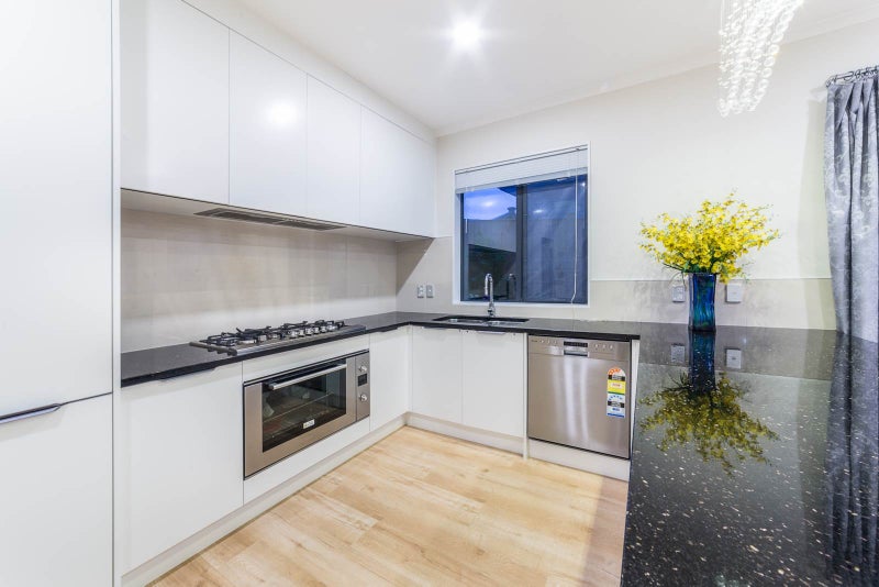 17 Mettam Drive , Swanson, Auckland - Carousel 2