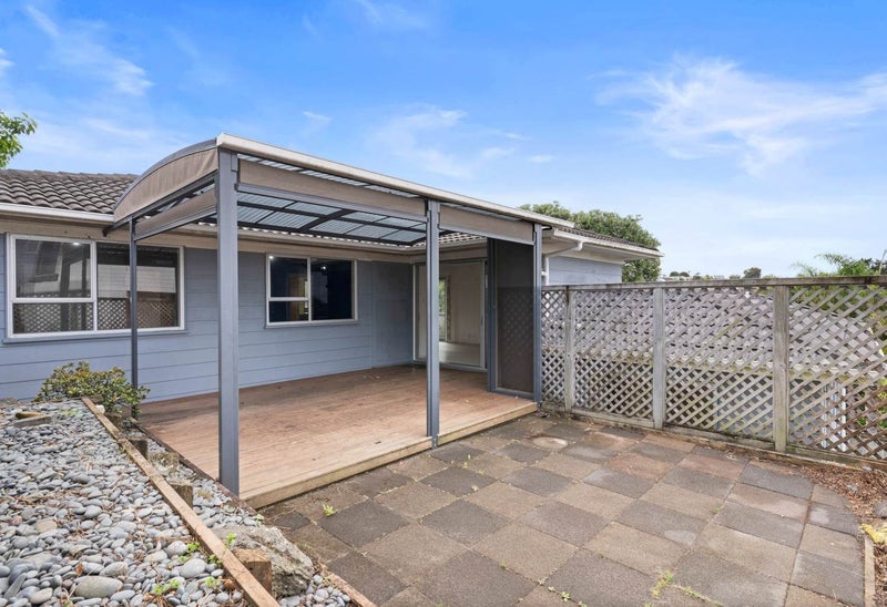 23 Erica Road, Sunnynook, Auckland - Carousel 2