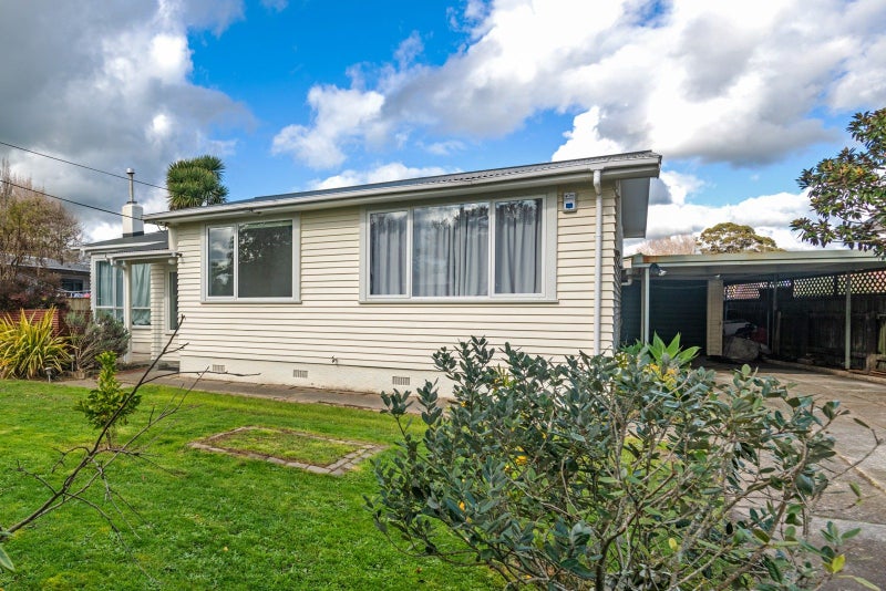 14 Buick Crescent, Awapuni, Palmerston North - Carousel 1