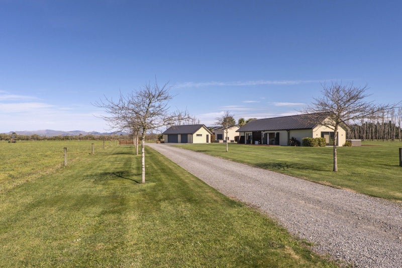 585 Coutts Island Road, Coutts Island, Christchurch - Carousel 30