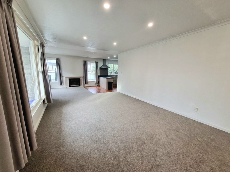 43 Birchfield Avenue, Dallington, Christchurch - Carousel 2