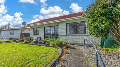 12 NEWTON PL, Westbrook, Palmerston North - Carousel 1