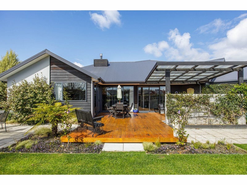 44 Holiday Drive, Mairehau, Christchurch - Carousel 1