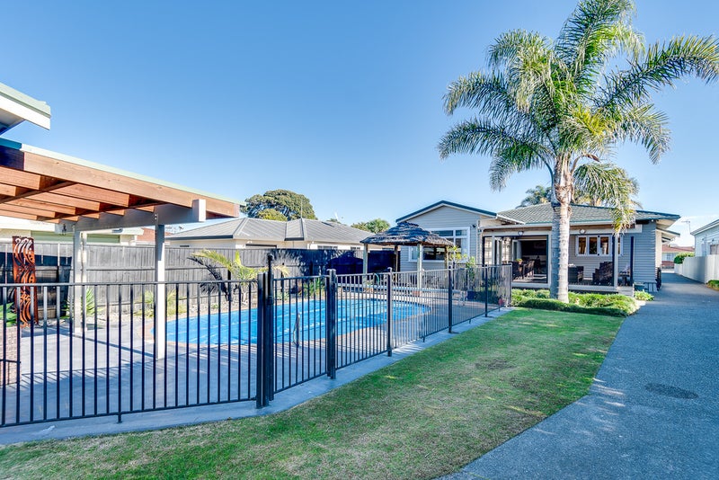 137 Nelson Crescent, Napier South, Napier - Carousel 1