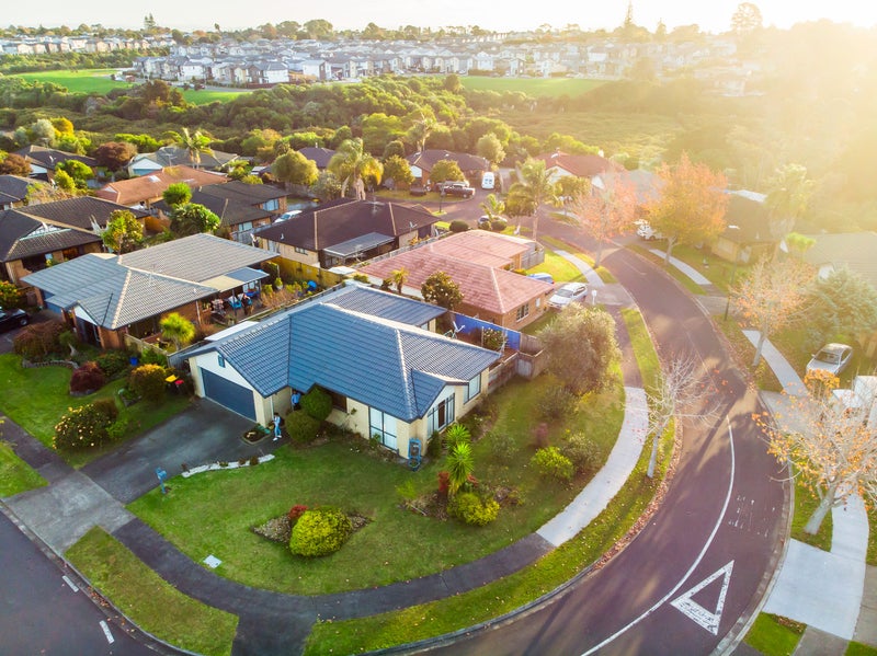 56 Sandwick Drive, Weymouth, Auckland - Carousel 1
