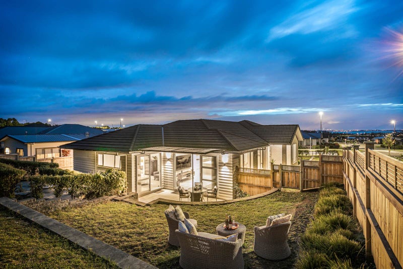 22 Doidge Street, Beachlands, Auckland - Carousel 2