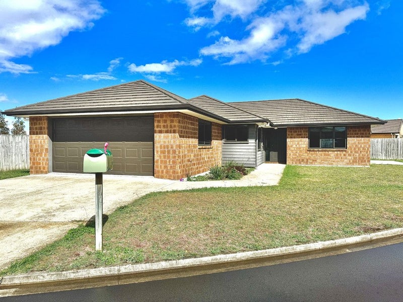 30 Kawariki Drive, Baverstock, Hamilton - Carousel 1