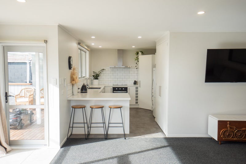 11 Amberley Avenue, Westbrook, Palmerston North - Carousel 2