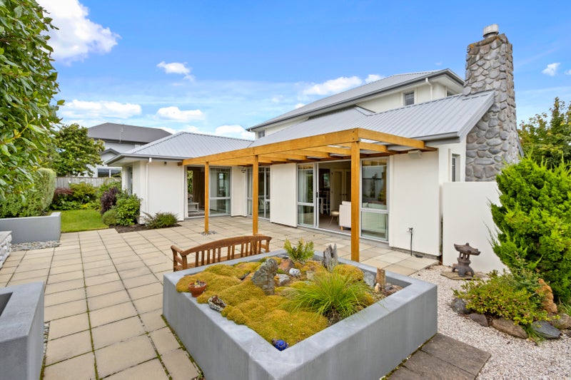 6 Watermill Boulevard, Northwood, Christchurch - Carousel 2