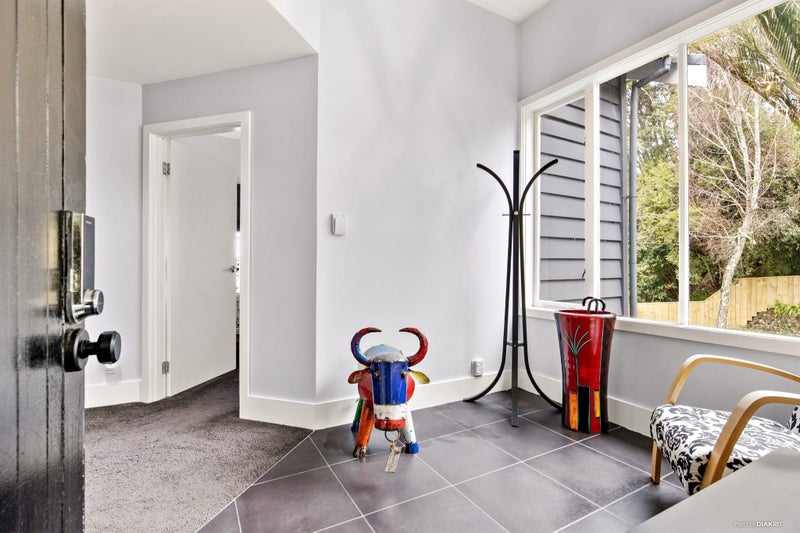 16 Takutai Street, Parnell, Auckland - Carousel 2