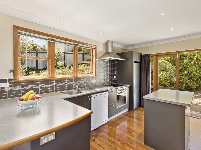 72 Park Road, Belmont, Lower Hutt - Carousel 2