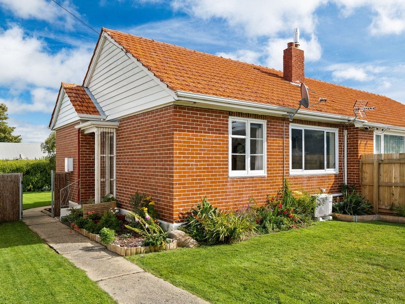 35 Edgar Street, Wakari, Dunedin - Carousel 1