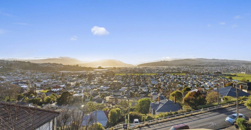 48 Easther Crescent, Kew, Dunedin - Carousel 2