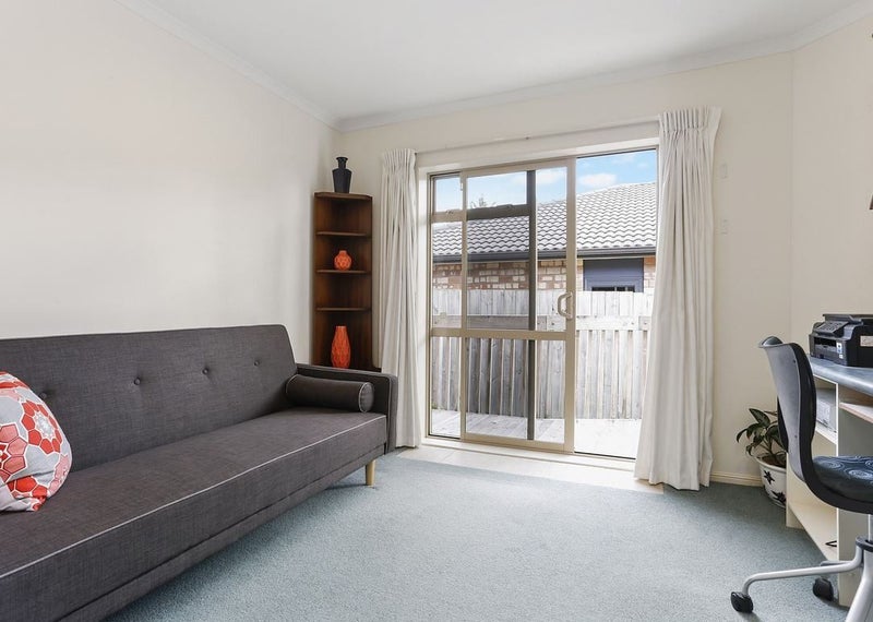 35 Elan Place, Stanmore Bay, Whangaparaoa - Carousel 1
