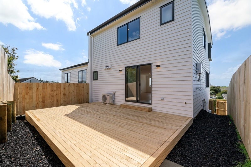 57A Chequers Avenue, Glenfield, Auckland - Carousel 17