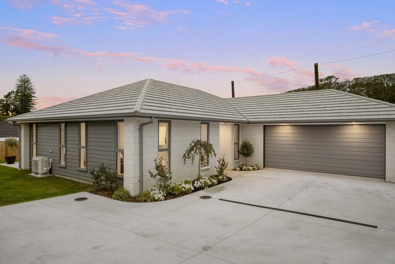 18 Sam Heywood Place, Pyes Pa, Tauranga - Carousel 2