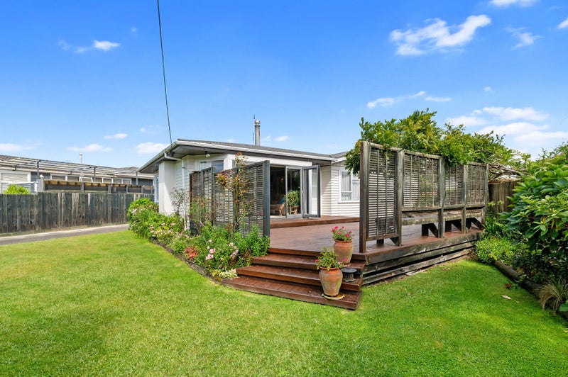 13 Jameson Avenue, Fenton Park, Rotorua - Carousel 1
