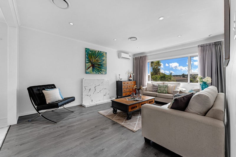 2/31 Sunnyfield Crescent, Glenfield, Auckland - Carousel 2