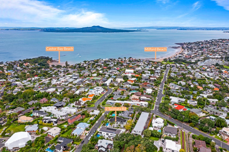 2 Taumata Road, Castor Bay, Auckland - Carousel 21
