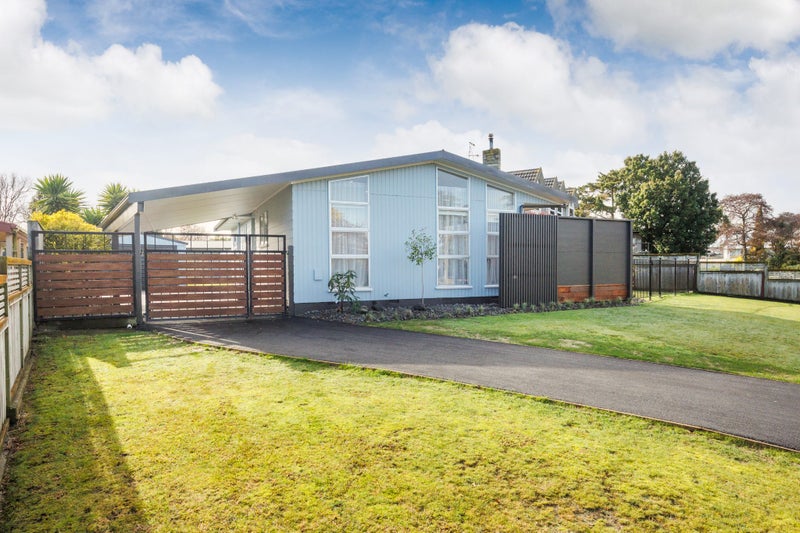 9 Pinedale Parade, Milson, Palmerston North - Carousel 27