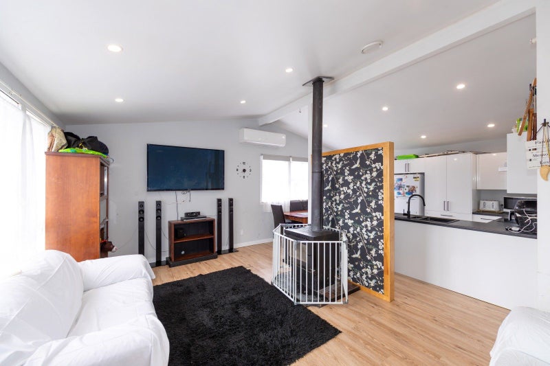 900 Anson Street, Mayfair, Hastings - Carousel 1