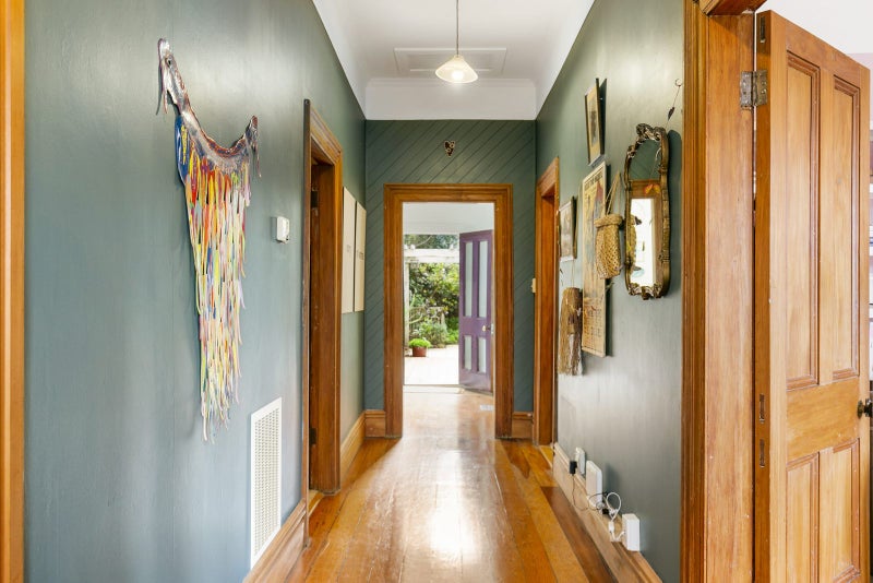 60 Norway Street, Aro Valley, Wellington - Carousel 2