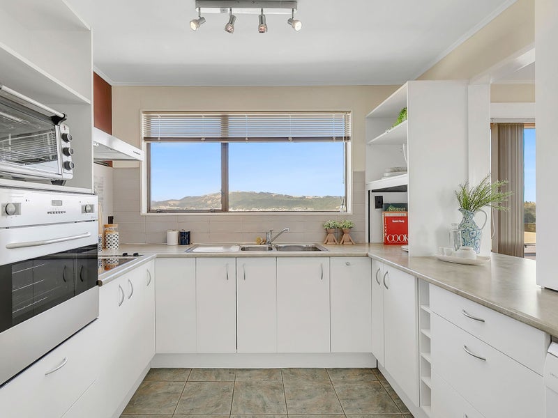 36 Eskdale Road, Papakowhai, Porirua - Carousel 2