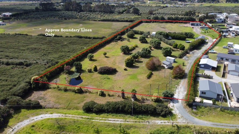 68 Virtue Crescent, KARIKARI PENINSULA, KAITAIA - Carousel 1