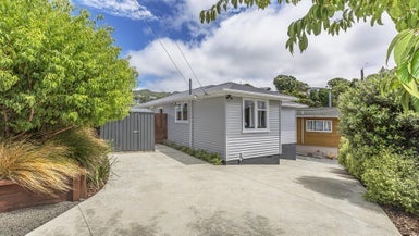 12 Takatimu Way, Johnsonville, Wellington - Carousel 1