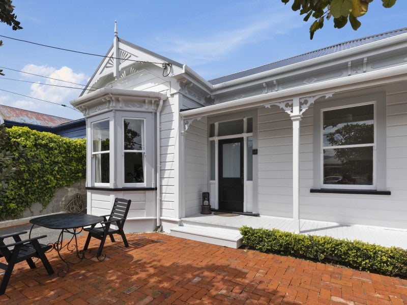 18 Buick Street, Petone, Lower Hutt - Carousel 2