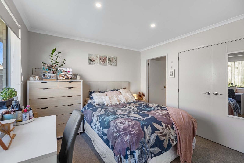 2/162 Waihi Road, Judea, Tauranga - Carousel 21