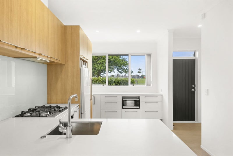 37 Whenuapai Drive, Whenuapai, Auckland - Carousel 2