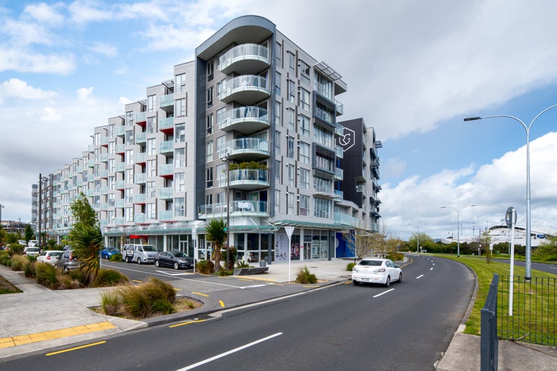 504/1 Rose Garden Lane, Albany, Auckland - Carousel 14