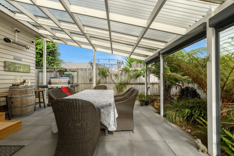11 Kamahi Crescent, Papamoa Beach, Papamoa - Carousel 2