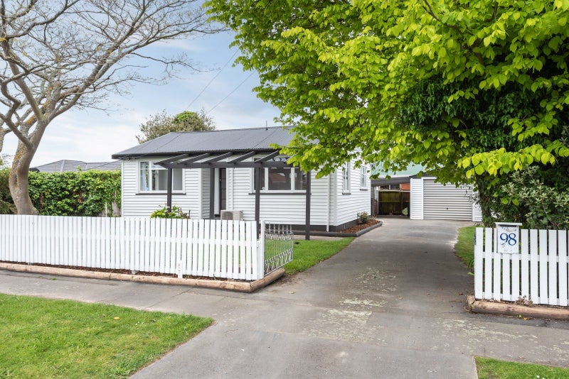 98 Tedder Avenue, North New Brighton, Christchurch - Carousel 1