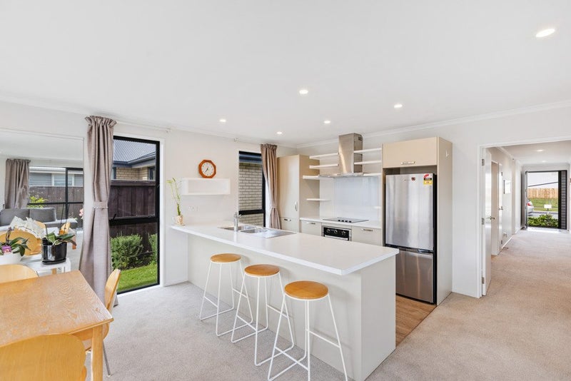53 Sholto Duncan Crescent, Halswell, Christchurch - Carousel 2