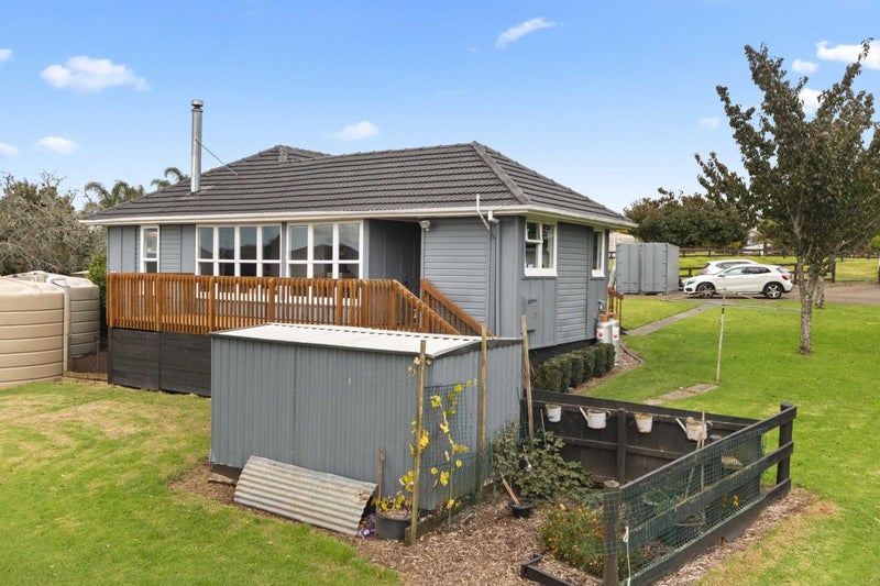 0 State Highway 2, Mangatawhiri - Carousel 17