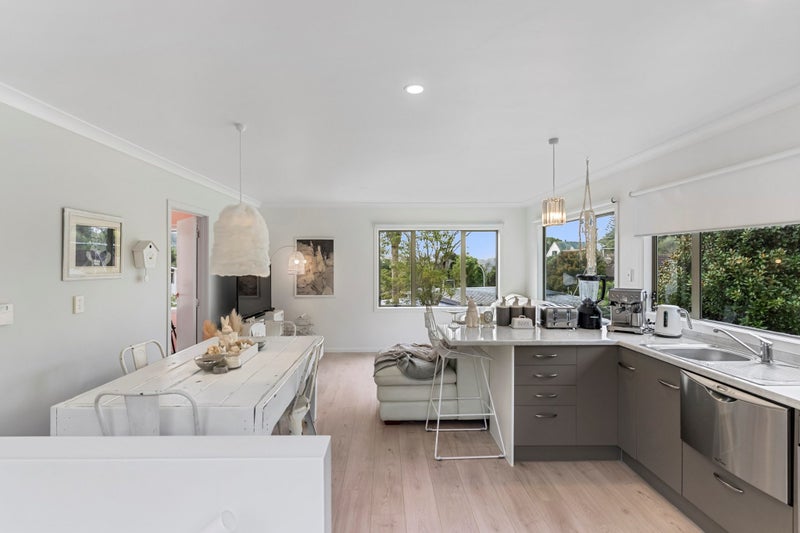 118 Stredwick Drive, Torbay, Auckland - Carousel 1