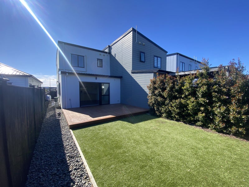 10B Weri Road, Karaka, Papakura - Carousel 1