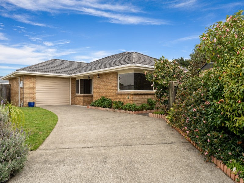 8 Beach Haven Place, Paraparaumu Beach, Paraparaumu - Carousel 1