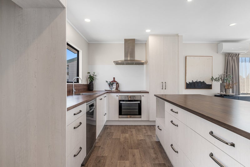 76B Windsor Road, Bellevue, Tauranga - Carousel 2