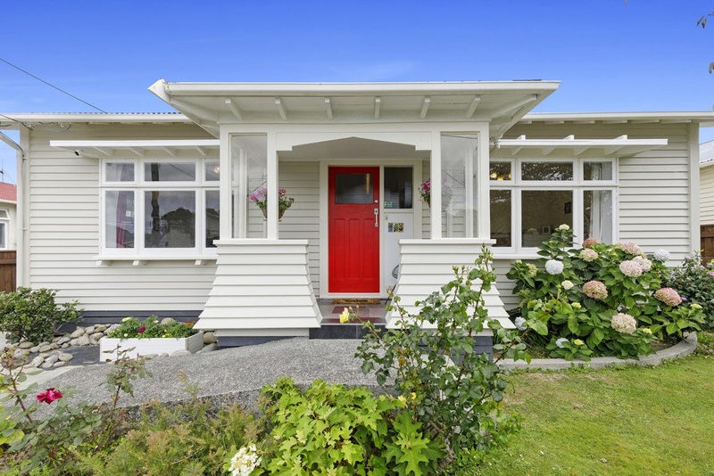 123 William Street, Petone, Lower Hutt - Carousel 1