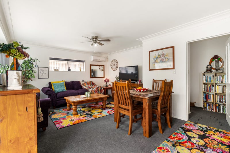 2/27 King Edward Avenue, Papakura, Auckland - Carousel 2