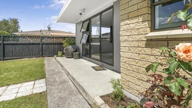 13A Sandwich Road, St Andrews, Hamilton - Carousel 1