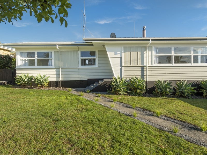 54A Sherson Street, Gate Pa, Tauranga - Carousel 1