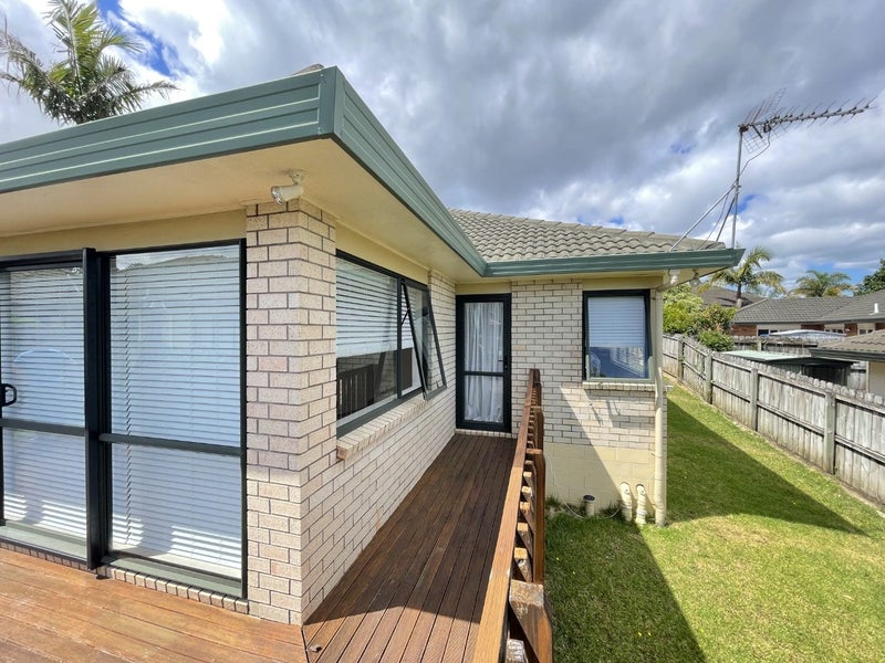 12 John Brooke Crescent, East Tamaki Heights, Auckland - Carousel 14