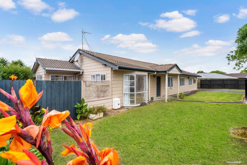 189 Walter Strevens Drive, Conifer Grove, Takanini - Carousel 1