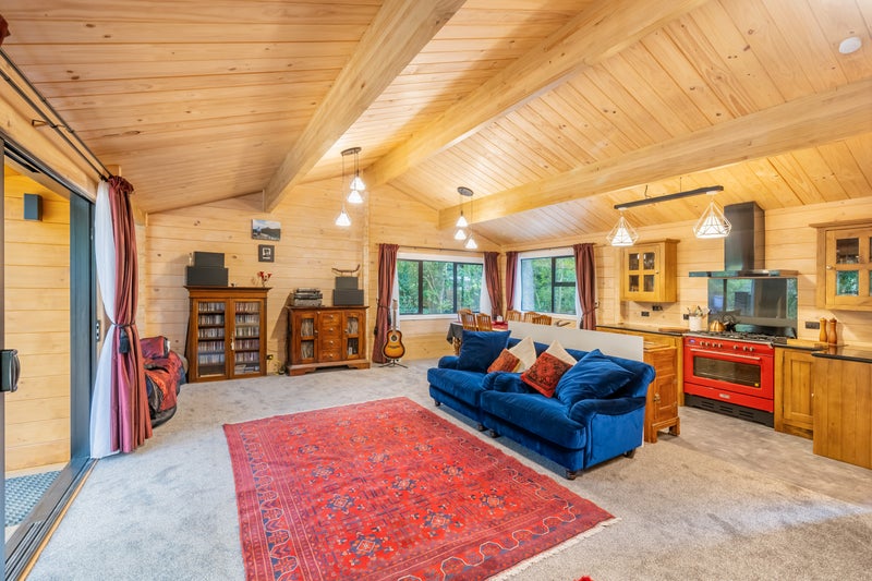 138 Akatarawa Road, Birchville, Upper Hutt - Carousel 28